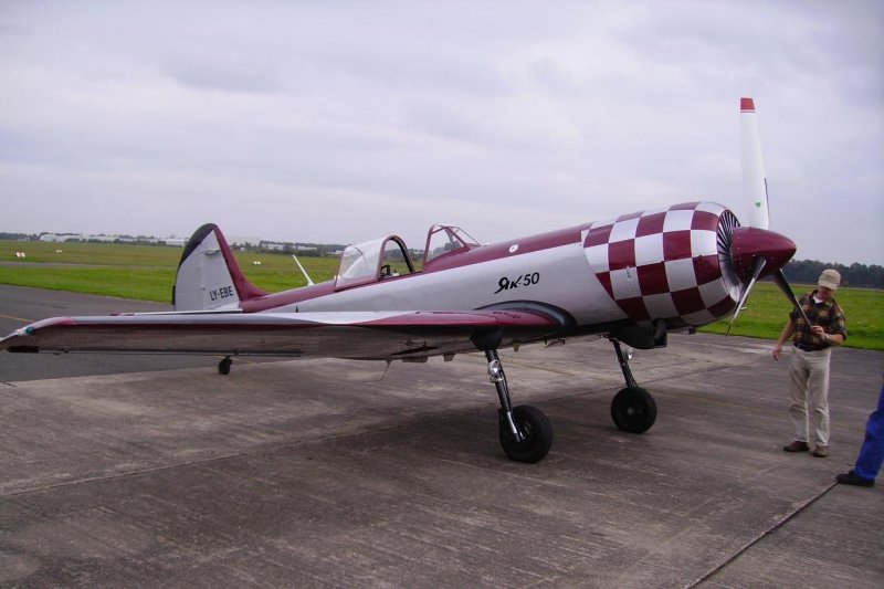 Yak-50 341