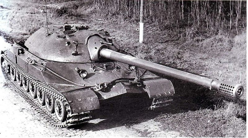 Советский танк ИС 7