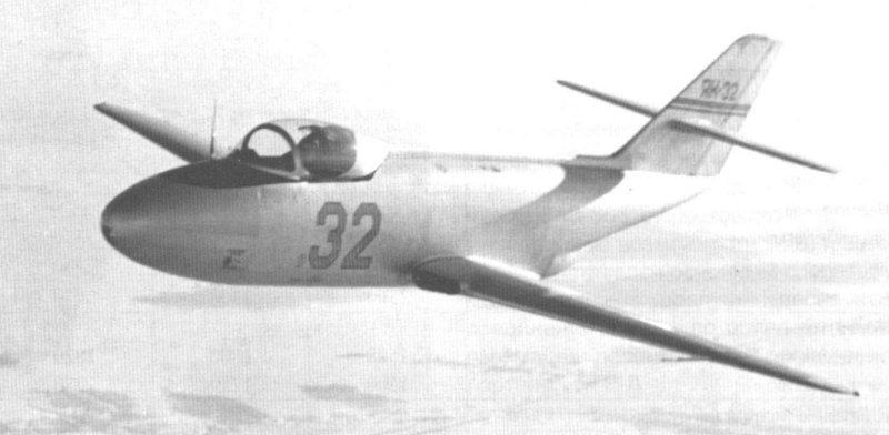 Як-32 реактивный самолёт