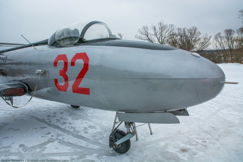 Як 32