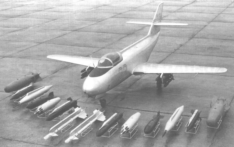 Яковлев як-32