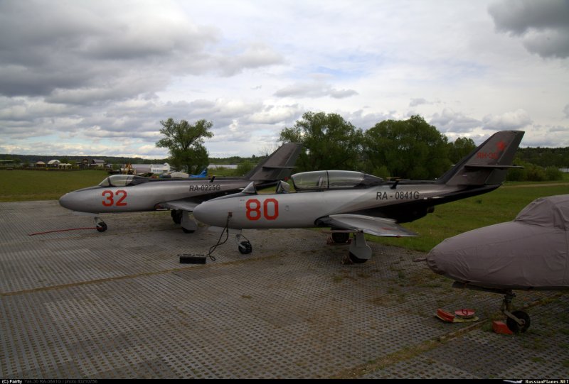 Як-30 самолет