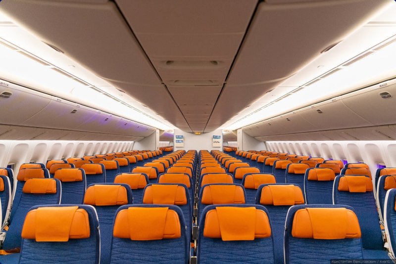 Boeing 737-800 Winglets салон