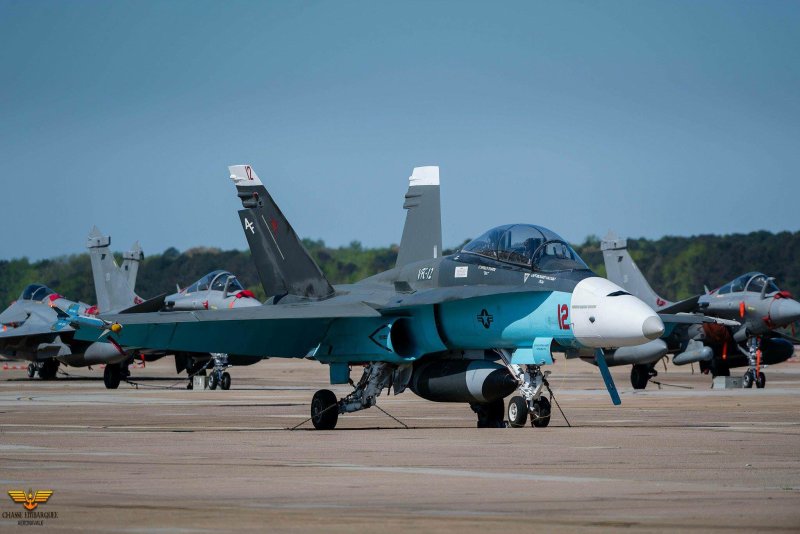 Су-27 Агрессор