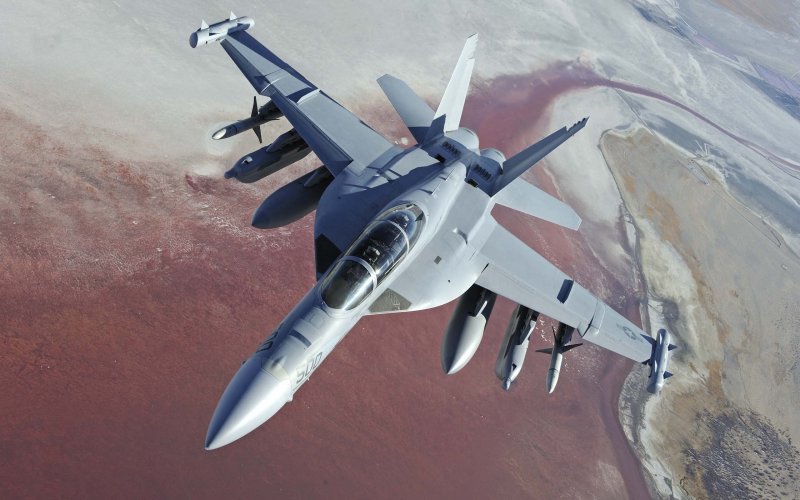 Самолетов радиоэлектронной борьбы EA-18g