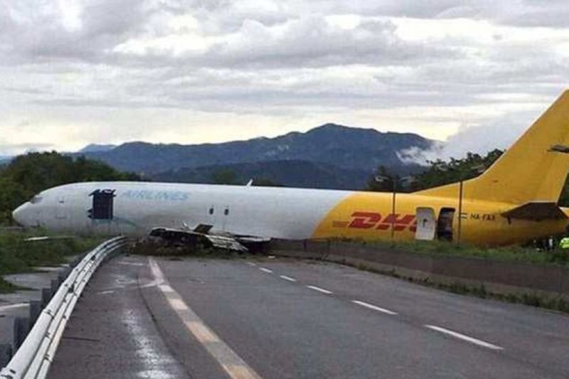 Самолет DHL авария