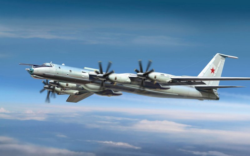 Самолет ту 142м