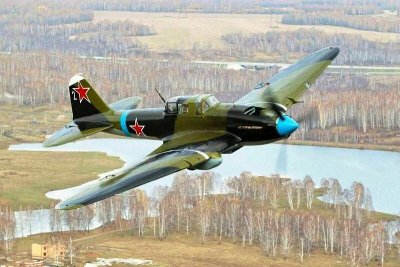 Штурмовик Ильюшин ил-2