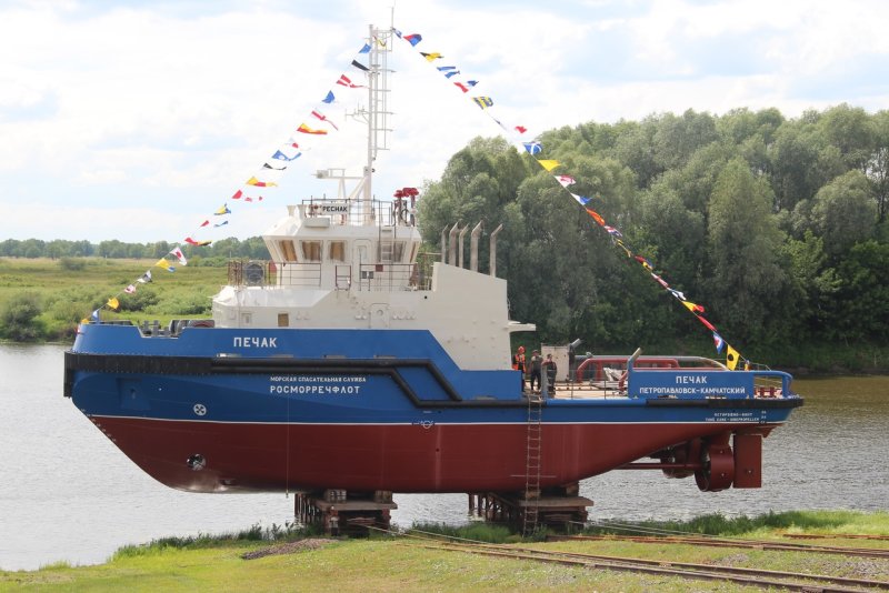 Судно Сириус толкач