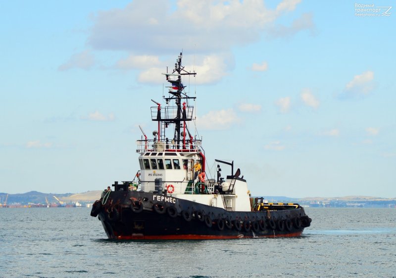 Буксир Гермес река море