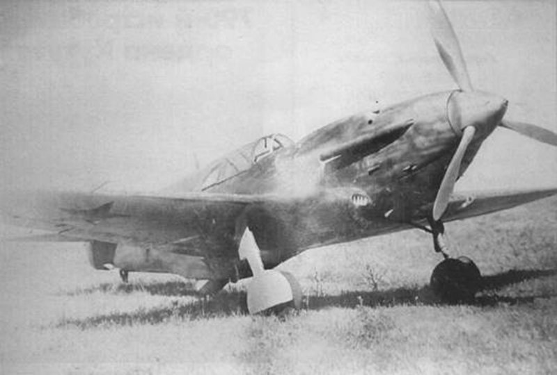 1940 — В СССР состоялся первый полёт опытного истребителя и-301 ЛАГГ-1.