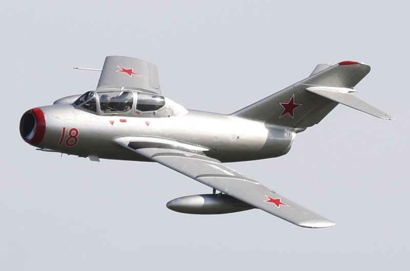 Самолёт миг-15бис