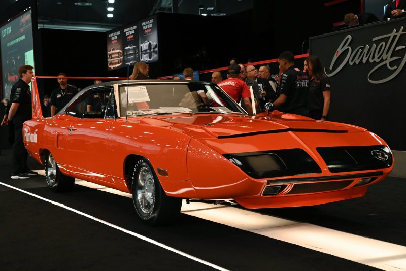Plymouth Superbird Тачки мультфильм