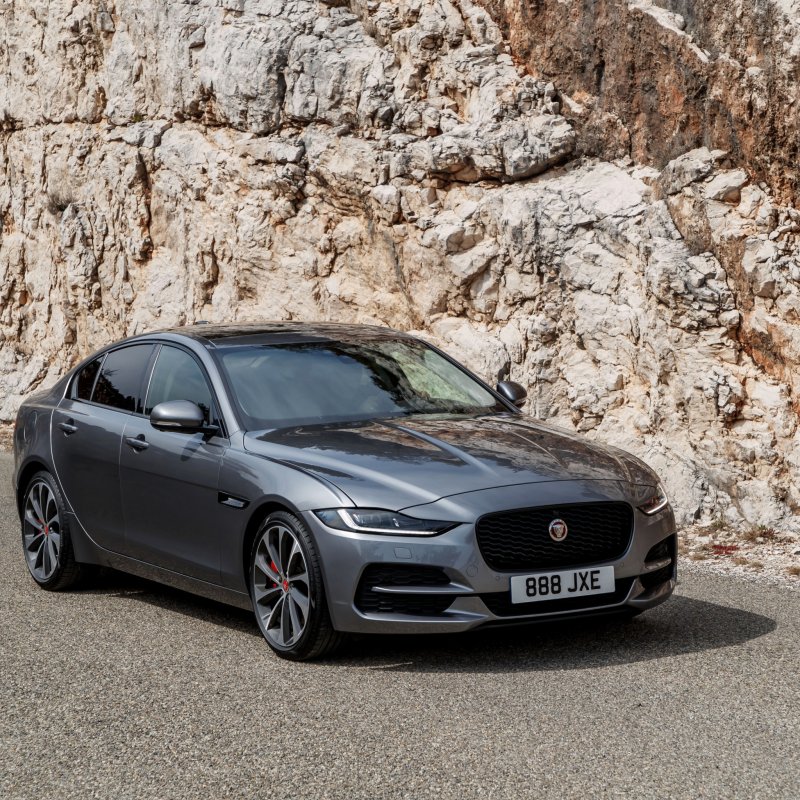 Jaguar xe 2020