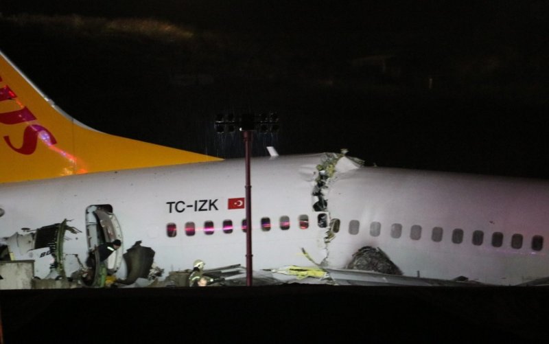 Крушение Boeing 737 в Стамбуле