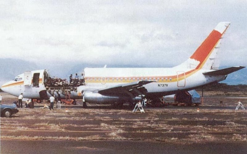 Aloha Airlines 243 катастрофа