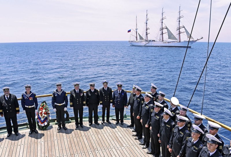 Парусник Паллада экипаж