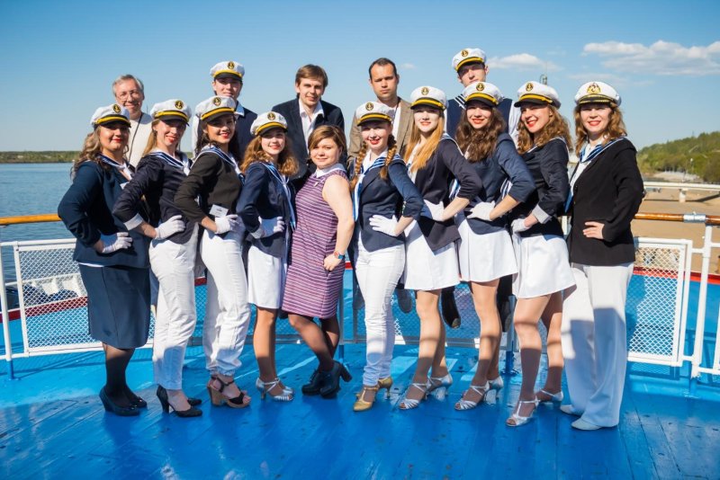 Теплоход Козьма Минин