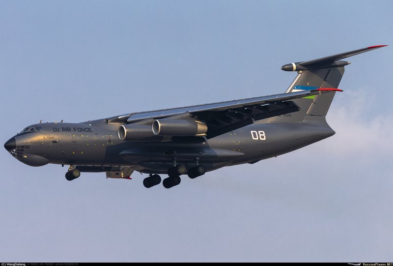 Самолеты ил-76 ВВС Узбекистана