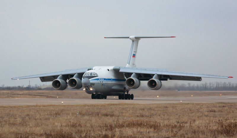 Самолёт ил-76мд-90а