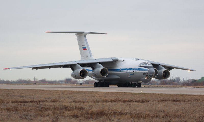 Ил-76 военно-транспортный самолёт