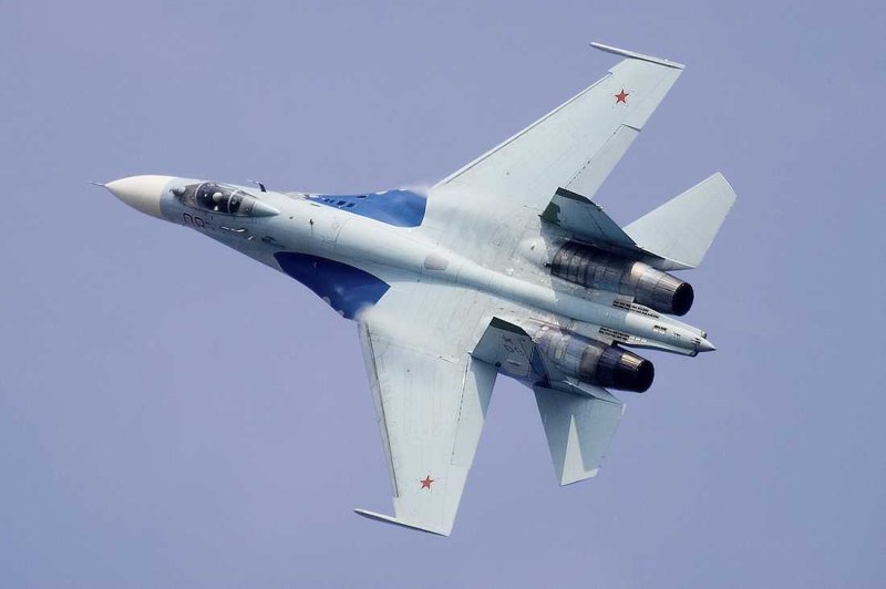 Су-27 истребитель - перехватчик