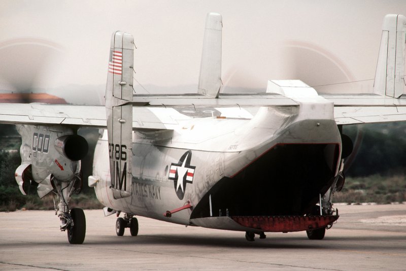 Транспортный самолёт c-2 Greyhound