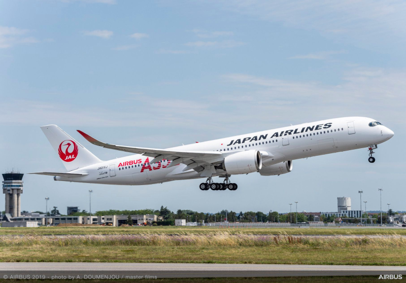 Boeing 777 Japan Airlines