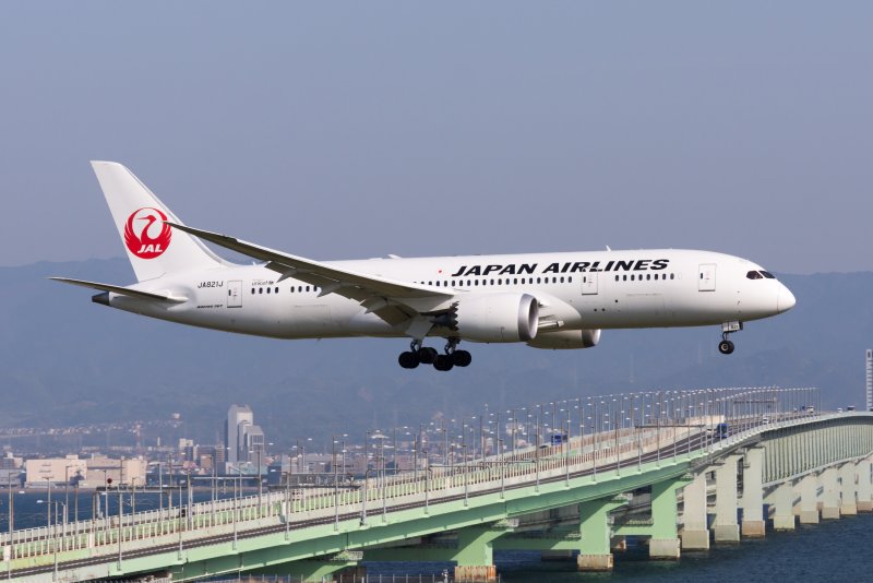 Боинг 787 Джапан Эйрлайнс