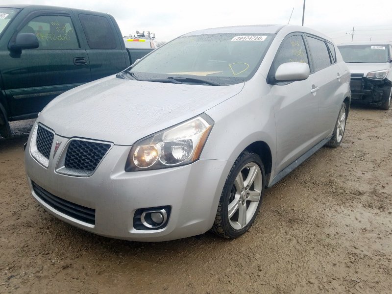 Pontiac Vibe 2010 года