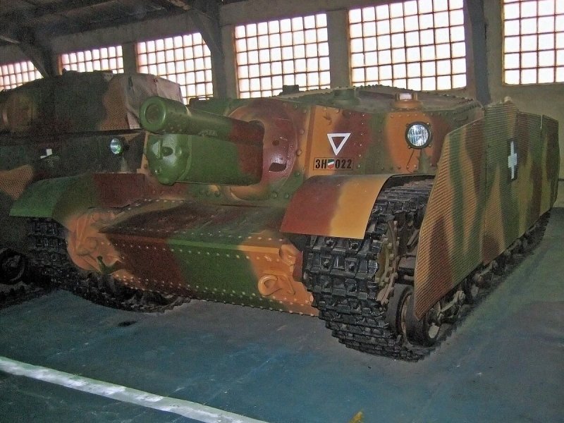 САУ Zrinyi