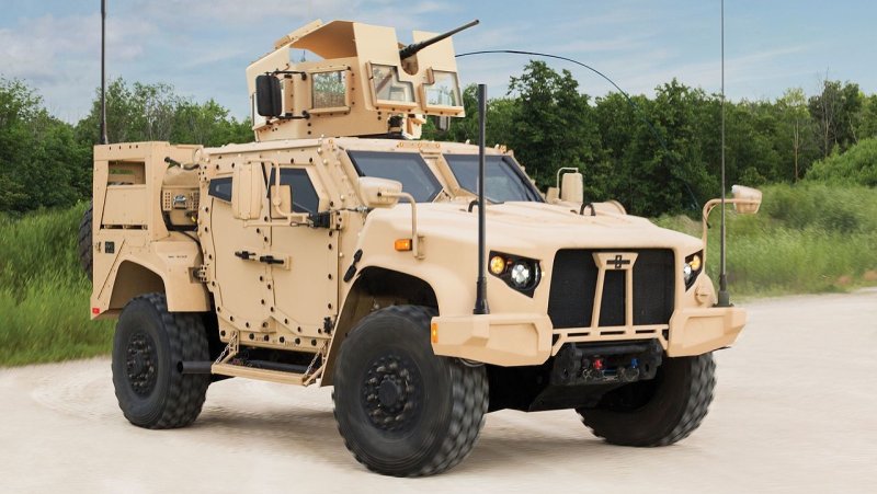 JLTV бронеавтомобиль