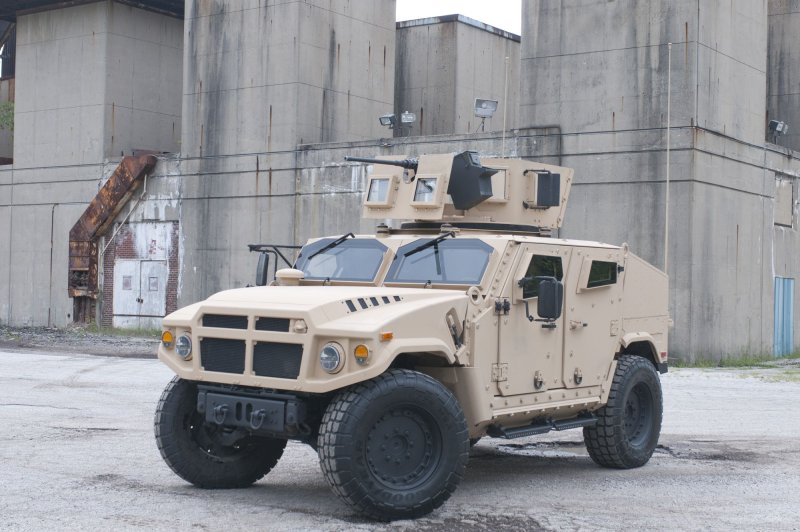 Бронеавтомобиль Humvee