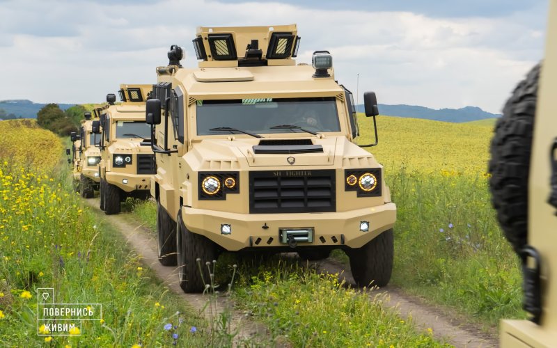 Новый военный автомобиль