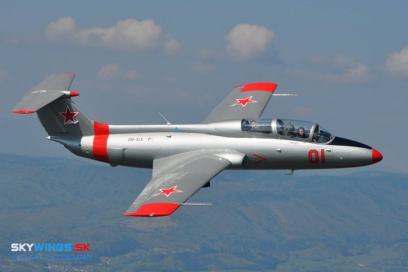 Л-29 Дельфин