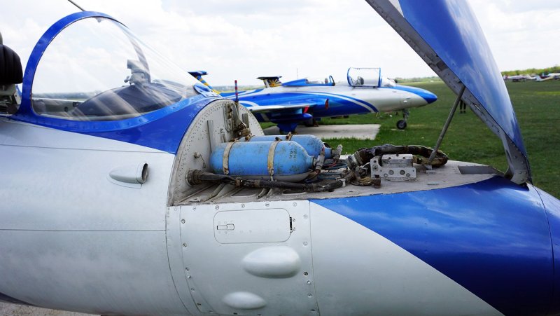 Самолёт л-29 Дельфин