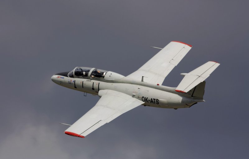 Л-29 Дельфин