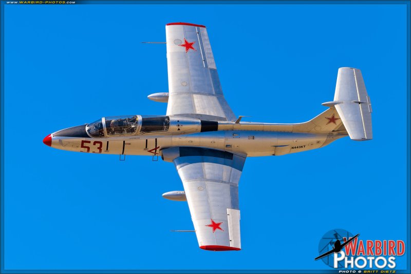 Истребитель л-29