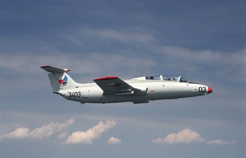 Л-29 Дельфин
