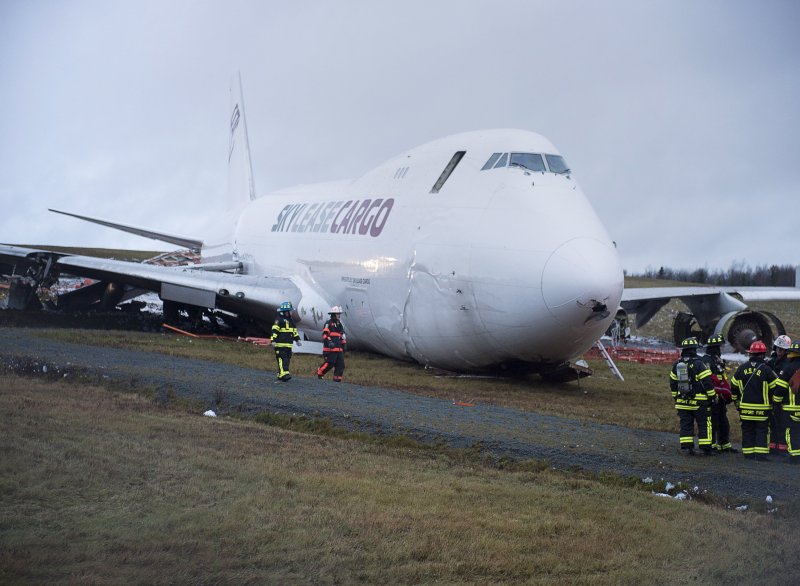 Грузовой самолёт Боинг 747-400