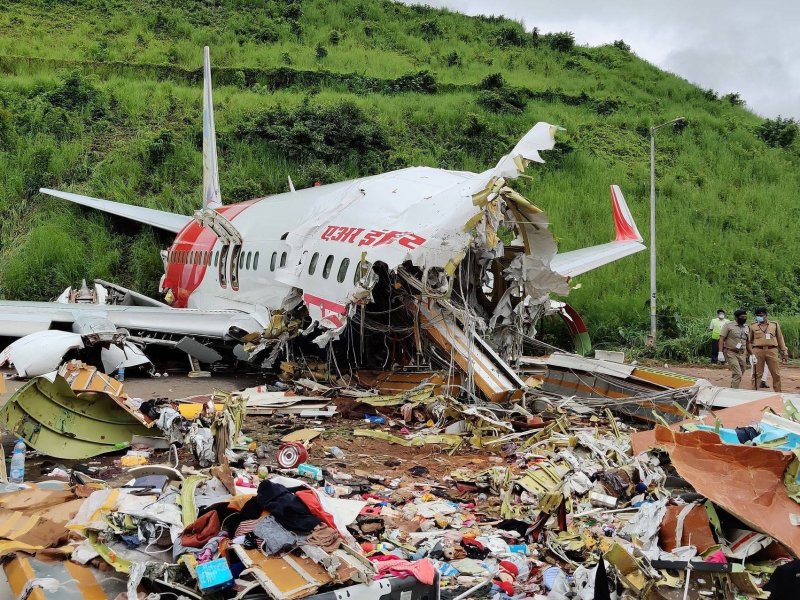 Крушение Боинга 737 в Китае