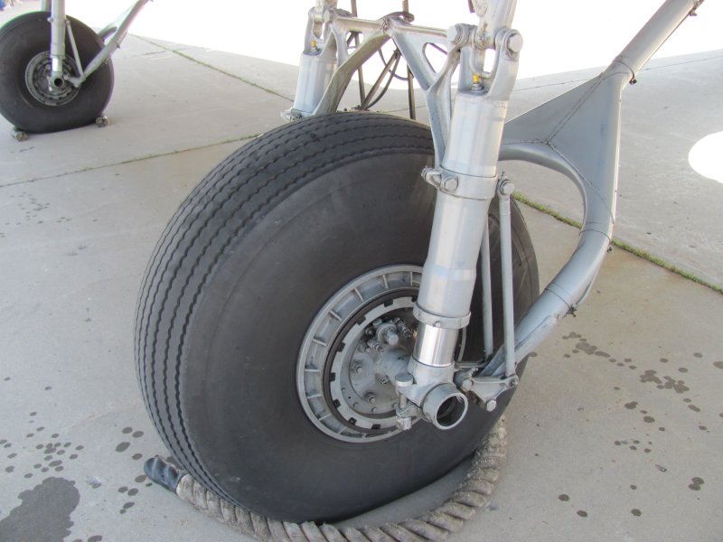 DC 3 шасси уборка