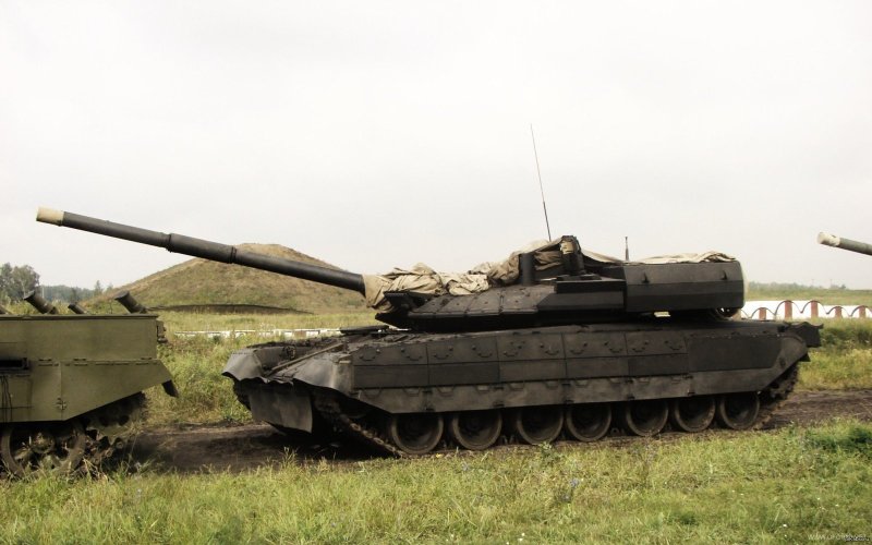 Танк объект 640 черный Орел