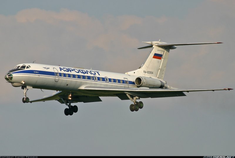 Самолет ту 134