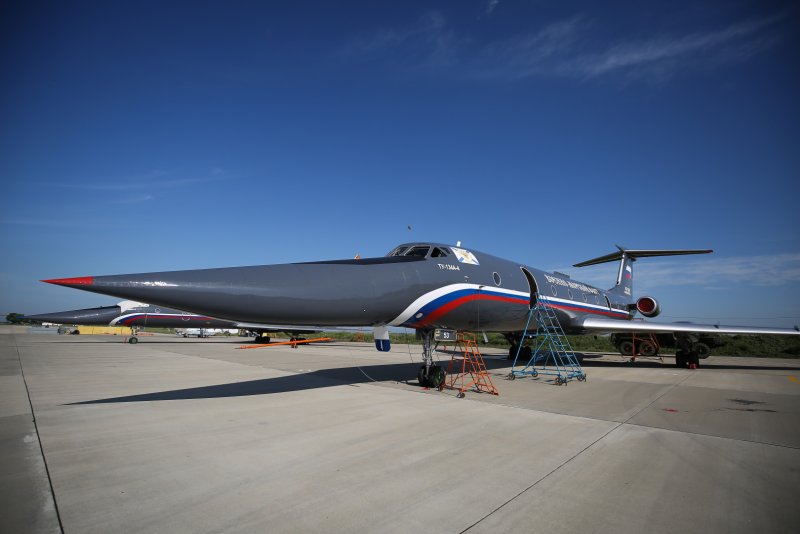 Учебно-тренировочный самолёт ту-134убл