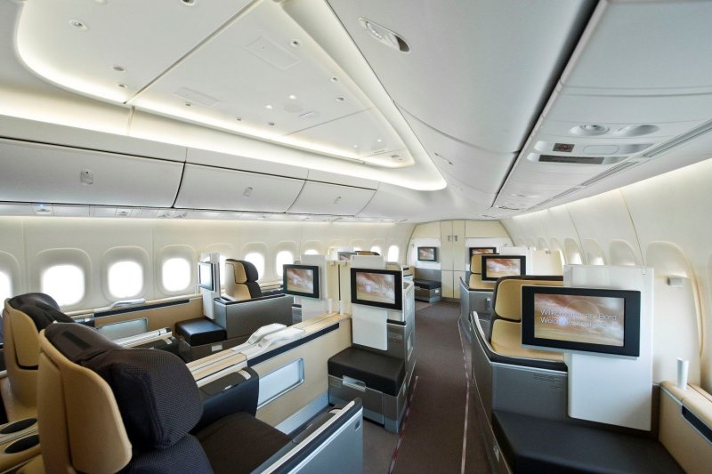 Boeing 747-8 Lufthansa салон