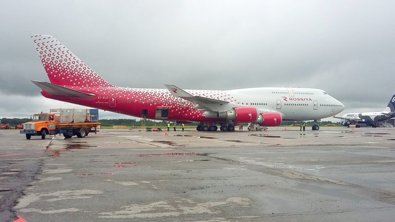Боинг 747 400