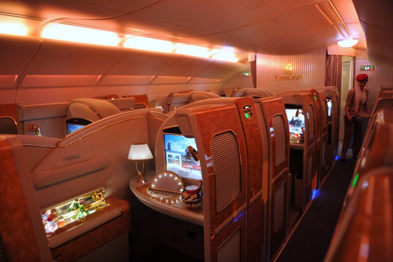 Боинг 747 Emirates
