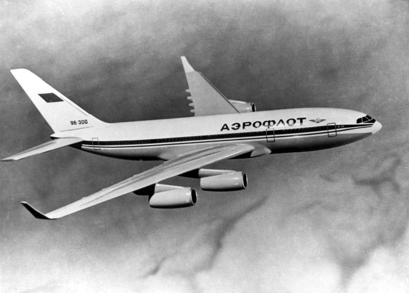 Ил-96-300 ил-114