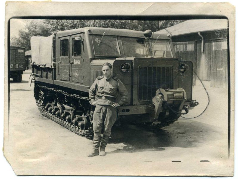 Артиллерийский тягач АТС-59г